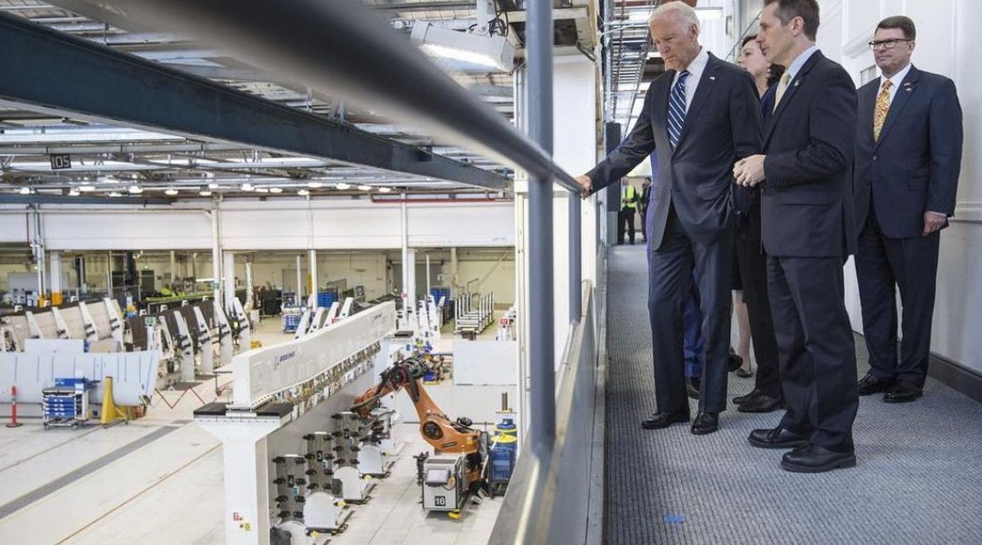 Mainstream media continues to try and boost Biden with this lie about job growth