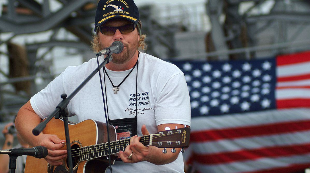 Toby Keith’s daughter gave this heartbreaking message after an awful situation